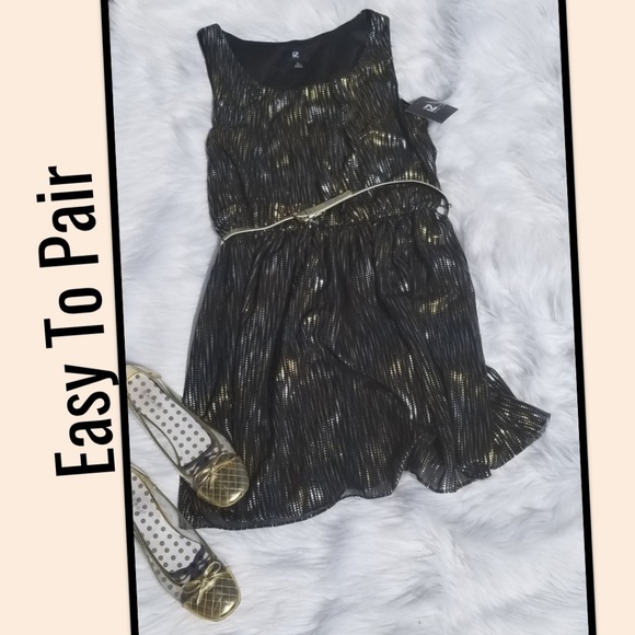 Quilted Gold Ballet Flats with Cute Bow Detail - Picture 5 of 8